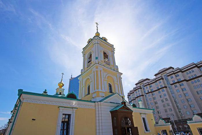 tempel för omvandling av Herren på preobozhenskaya torget adressen