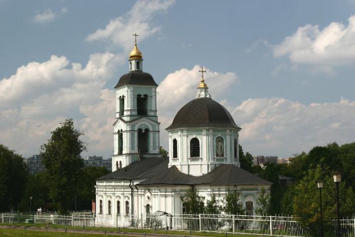 tempel av en levande källa i Tsaritsino 