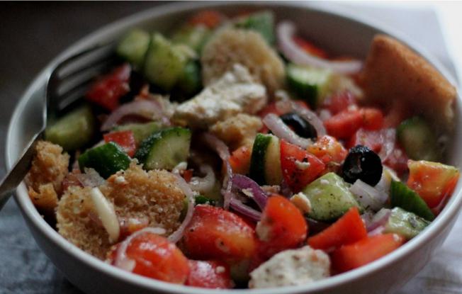 Beansallad: matlagning recept med foton. Sallad med bönor konserverad