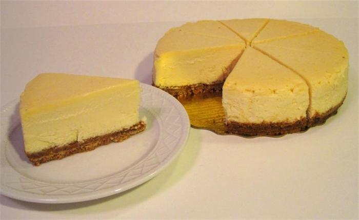Fransk cheesecake: ett recept för beredning av ostkaka