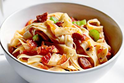 Pasta med bacon - Italiensk smak med ryska accent