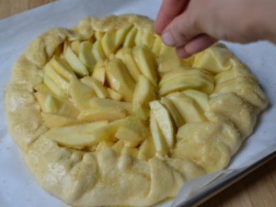 Allt genialt är enkelt - recept på charlottes med äpplen på yoghurt