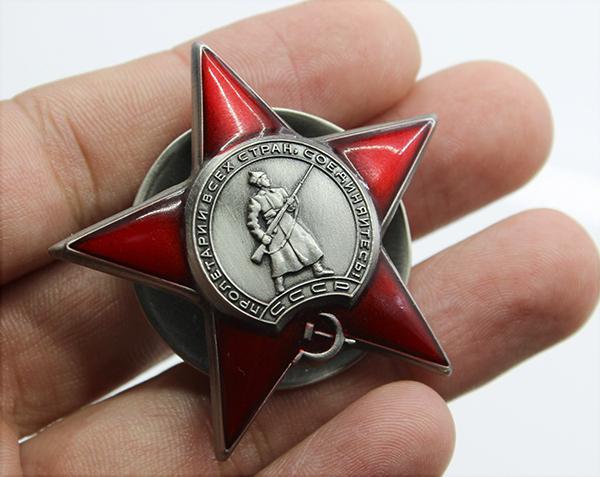 För vad tilldelades Order of the Red Star? Sovjetunionens militära order och medaljer