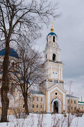 Tikhonov öknar, Kaluga regionen. Heliga Tikhons öken