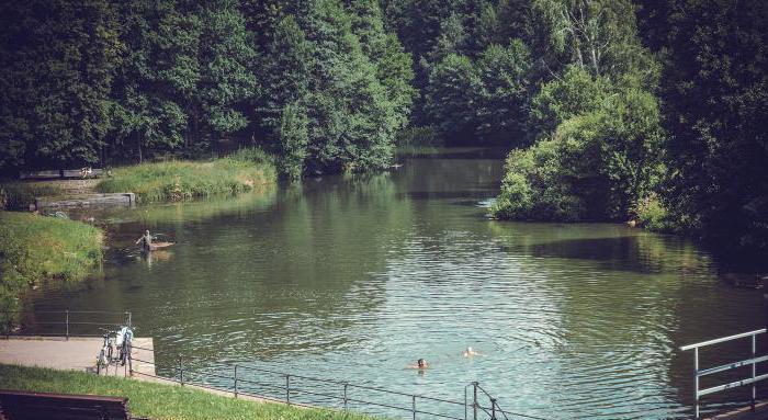 Drozdy reservoar är ett utmärkt ställe för vila och fiske